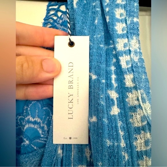 Lucky Brand Top - Picture 3 of 3